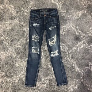 AMERICAN EAGLE JEANS